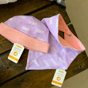 NWT MATCHING HAT & BIB
